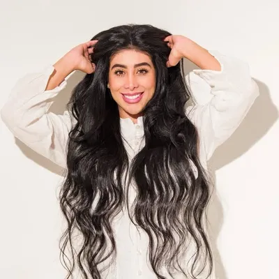 Yania Valencia profile