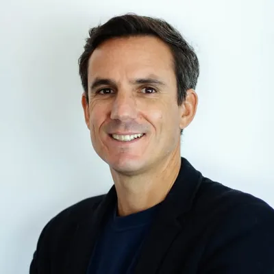 Yannick Revel profile