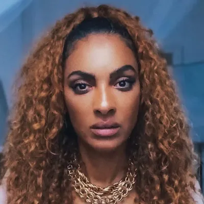 𝙎𝘼𝙈 ⵙⴰⵎⵉⵔⴰ سميرة ሳሚራ サミラ समीरा 🍉 profile
