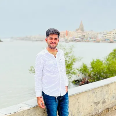 Yash Dangar profile