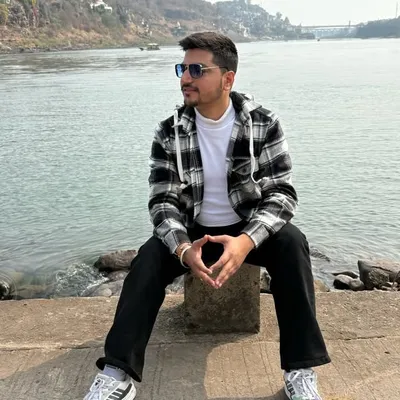 Yash Vadhavan profile