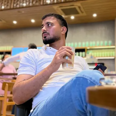 Yash ☬ profile