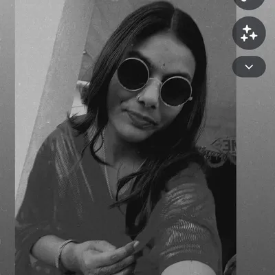 yashika tripathi profile