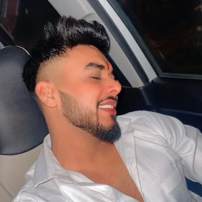 Yashi sharma profile