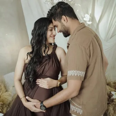 Yaashi Abhi Chaturvedi ๐ธ profile