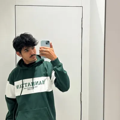 Yashh profile