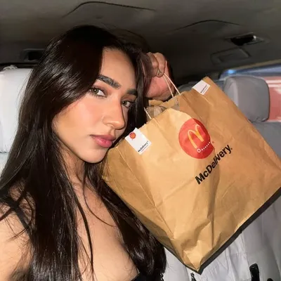 yashvika profile
