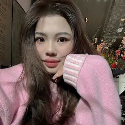 Yasmin 🍓~ profile