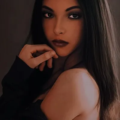 YASMIN ELZOMOR profile