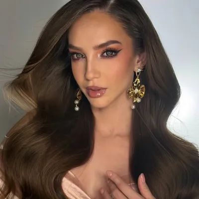 Yazmin 🌸 profile
