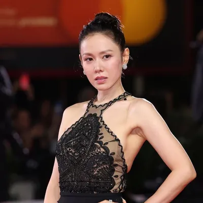Our Queen _Son Ye jin ๐ฌ๐ง ๐ป profile