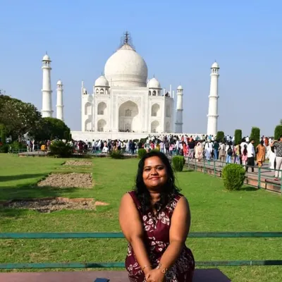 Yeleena Thomas profile