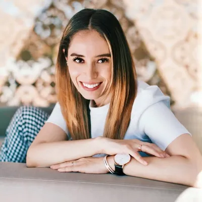 Yellowsvan Vania Paloma profile
