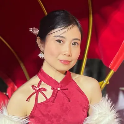 Yenni Apriana | #transformwithST Wellness & Wealth Coach profile