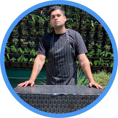Yen Valavalkar profile