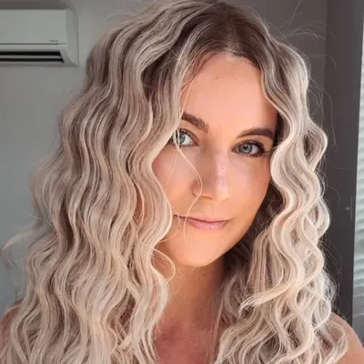 Yesfira | hairstyles + life + beauty profile