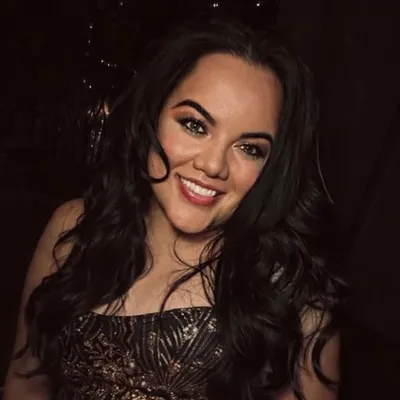 Yessi Bause ♛ | Fashion & Lifestyle Creator profile