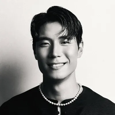 Yiyoung Park ๋ฐ์ด์๐ฐ๐ท profile