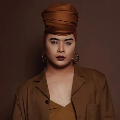 Yna Magenda profile