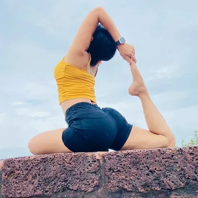 Rashmi Arora | Yoga Certification + Wellness profile