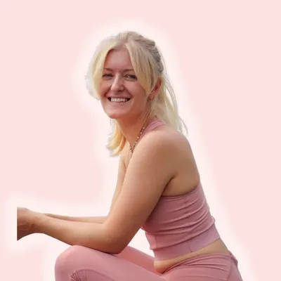 Antonia Reinhard | Yogabusiness Aufbau profile