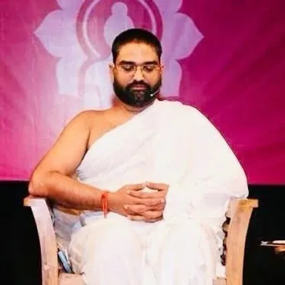 Yog Bhooshan Maharaj profile