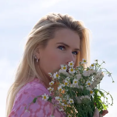 Yohanna - Jóhanna Guðrún profile
