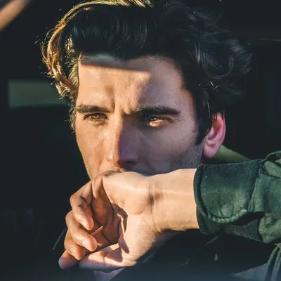 Yon González Oficial profile