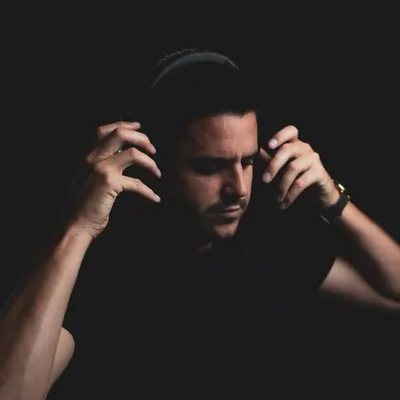 Eddie Pinero profile