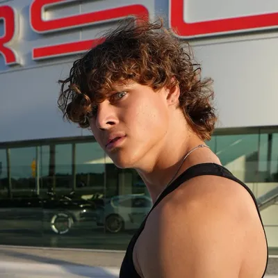 Logan Micke profile