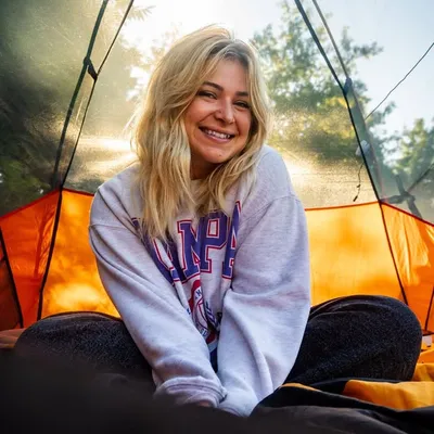KATIE MACDONALD profile