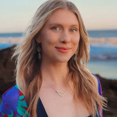 Julia Kelley ★ Astrologer profile