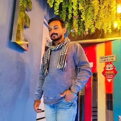 Khan Zeeshan šµ | YouTuber profile
