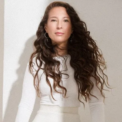 Claudia L. Russell | Mentora de AutoMaestría para #MujeresGuía profile