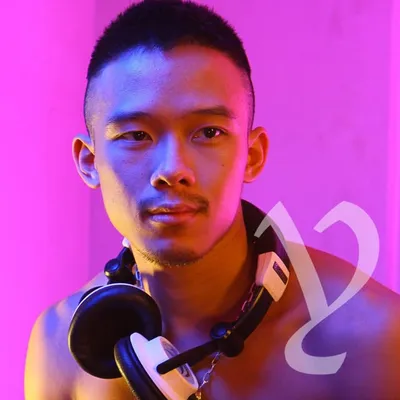 Y Portraits profile