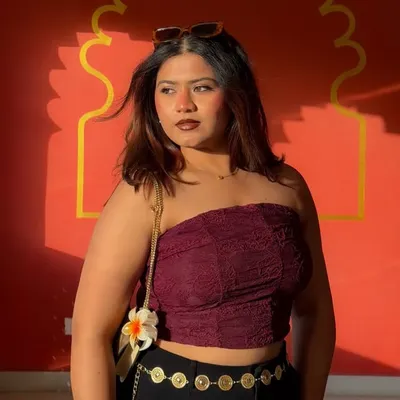 Roshni profile