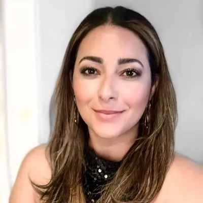 Ysis Lorenna profile