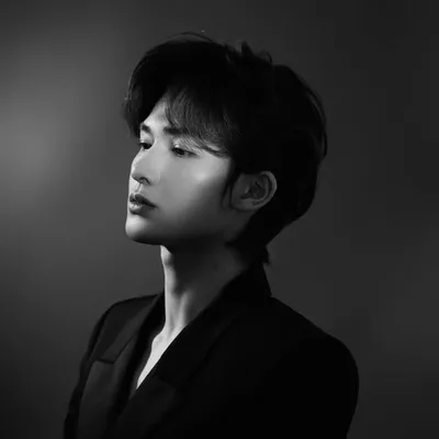 朱正廷 profile