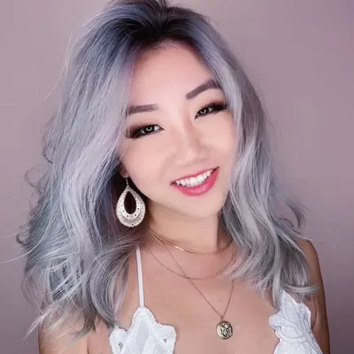Yue Li profile
