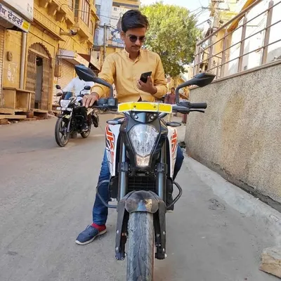 Yug Kumar_love Bird ๐ profile