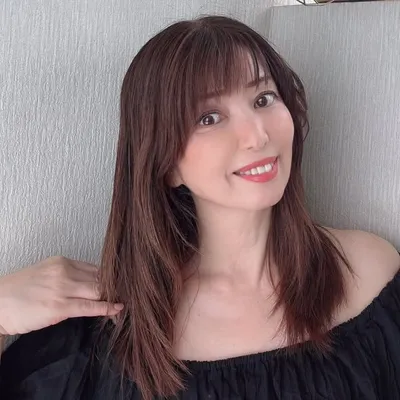 有美 profile