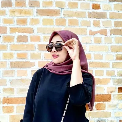 Yuni S profile