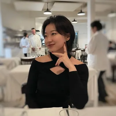 Zoey Zuo profile