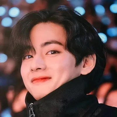 BTS V | 방탄소년단 Kim Taehyung 김태형 profile