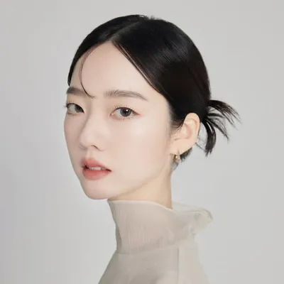 于倢 profile