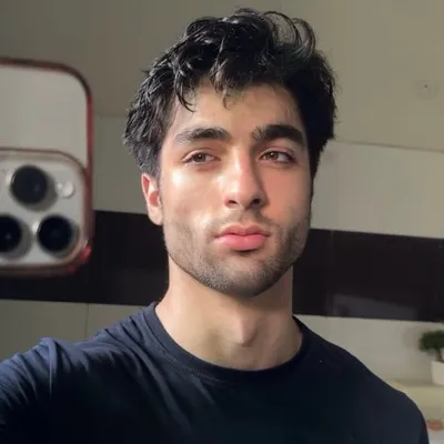 Yusuf Khan profile