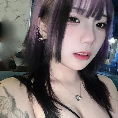 秋洛🩰🎐 profile