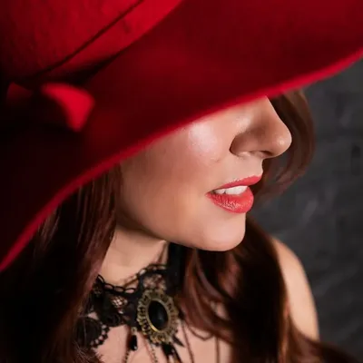 Olga Zadnepryanaya profile