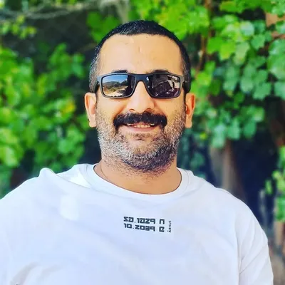 Zafer Öztoprak profile
