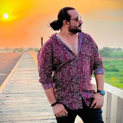 Zahir comedy profile